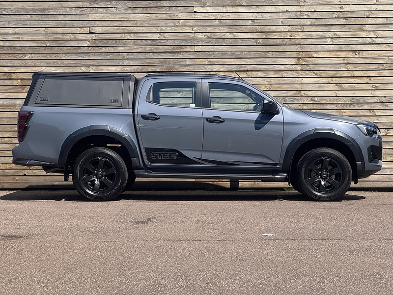 Isuzu D-Max V-Cross STEEL Auto - N856