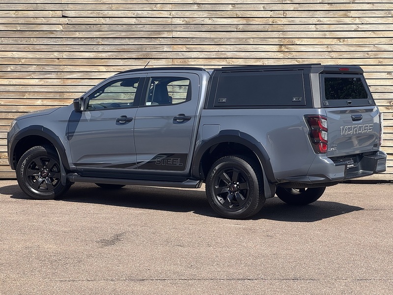 Isuzu D-Max V-Cross STEEL Auto - N856