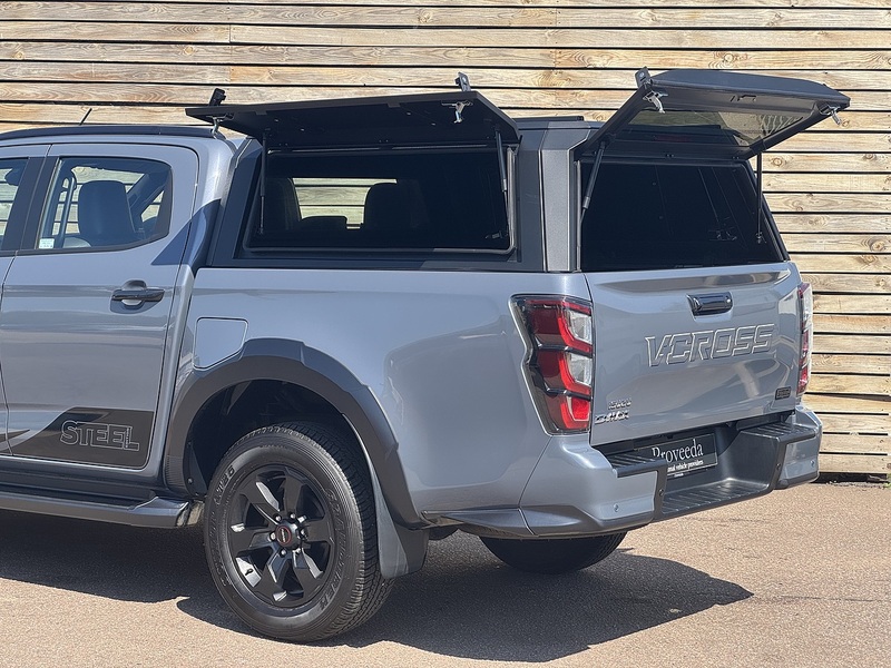 Isuzu D-Max V-Cross STEEL Auto - N856