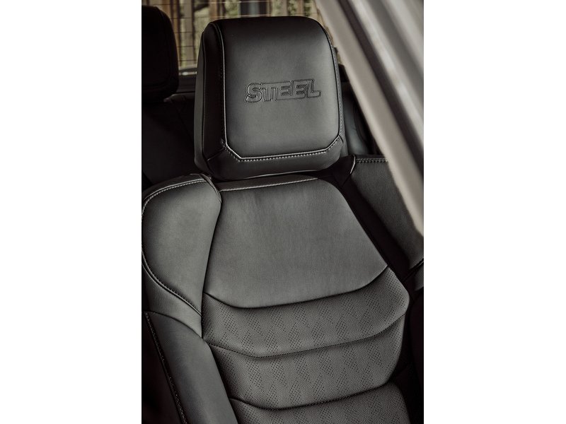 Isuzu D-Max V-Cross STEEL Auto - N856