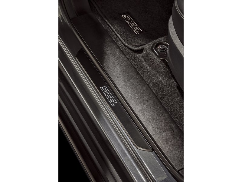 Isuzu D-Max V-Cross STEEL Auto - N856