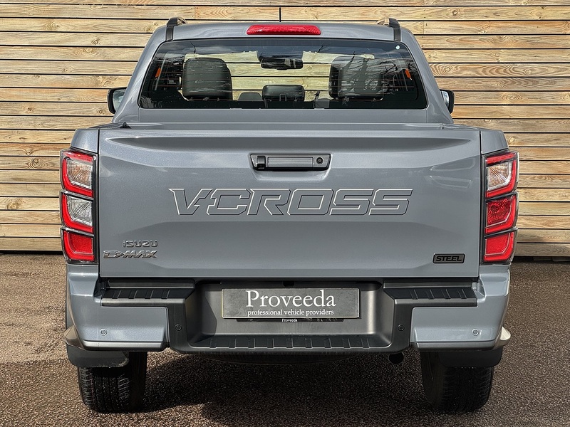 Isuzu D-Max V-Cross STEEL Auto - N856