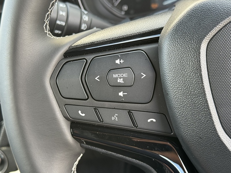 Isuzu D-Max V-Cross STEEL Auto - N856