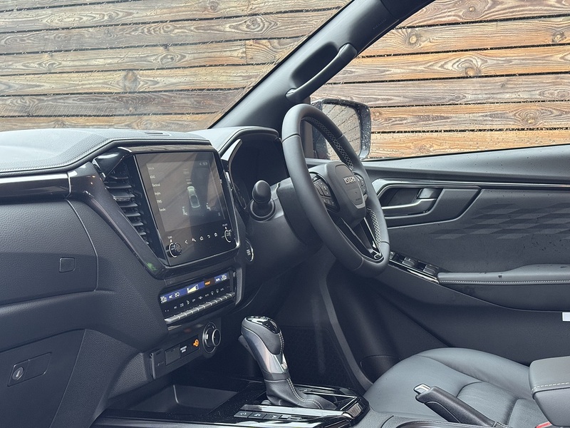 Isuzu D-Max V-Cross Dcb - N858