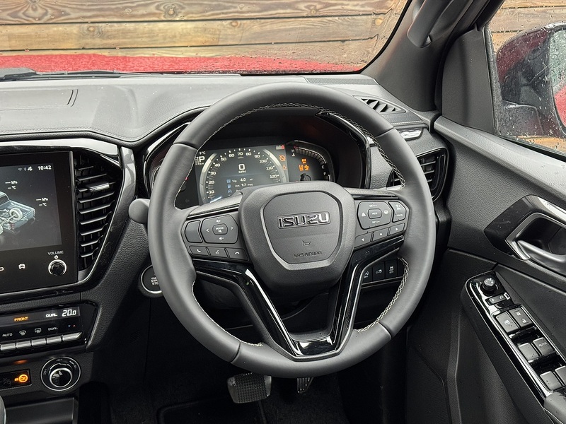 Isuzu D-Max V-Cross Dcb - N858