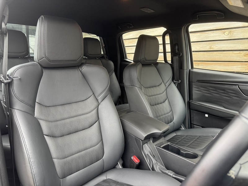 Isuzu D-Max V-Cross Dcb - N861
