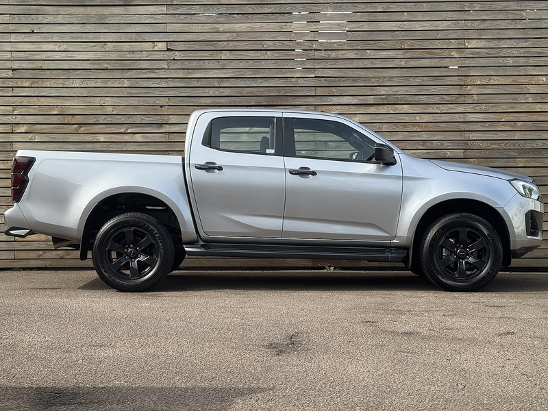 Isuzu D-Max V-Cross Dcb - N861