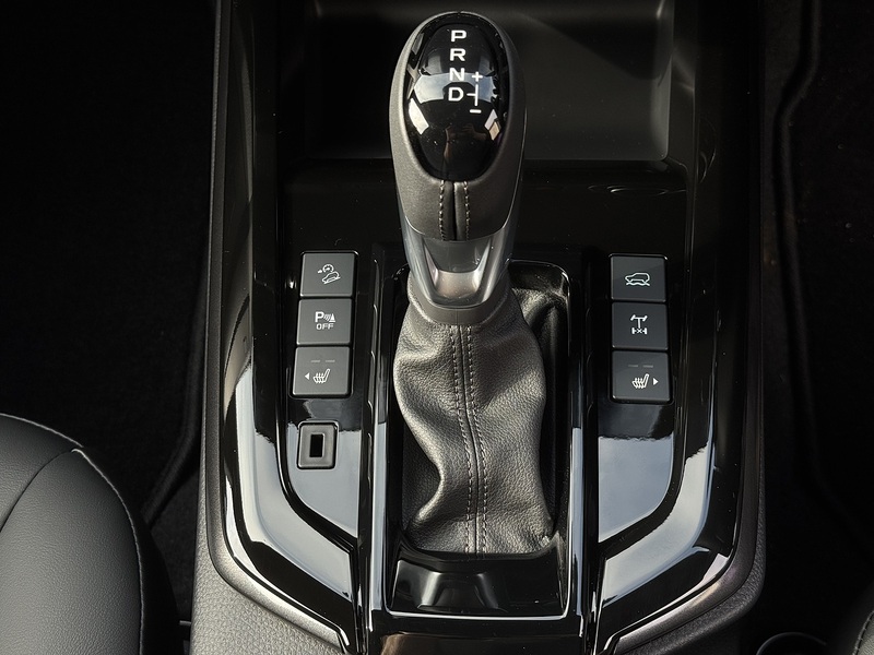 Isuzu D-Max V-Cross Commercial Automatic - N894
