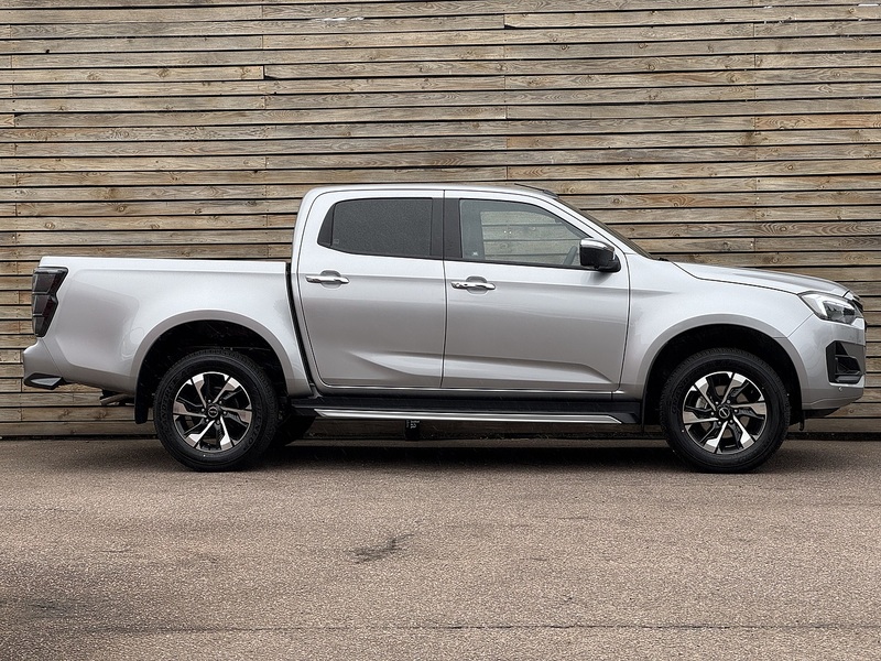 Isuzu D-Max 2026'76 DL40 D/C Commercial Auto | Brand new | 5yr warranty | 2.2 New model - N906