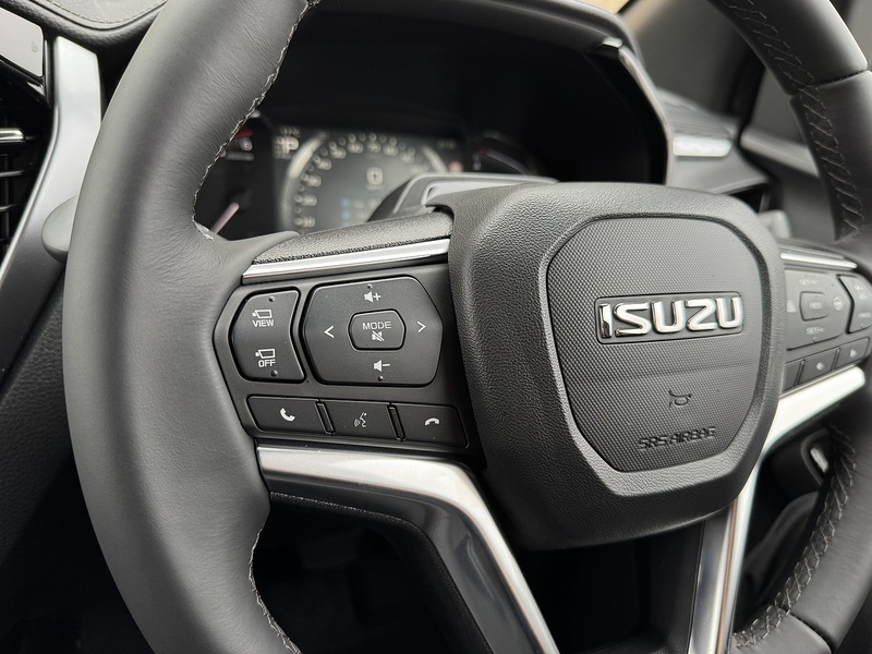 Isuzu D-Max 2026'76 DL40 D/C Commercial Auto | Brand new | 5yr warranty | 2.2 New model - N906