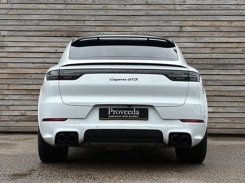 Porsche Cayenne 2023'23 T V8 GTS | Sport Chrono Pack | BOSE Surround Sound - U8648