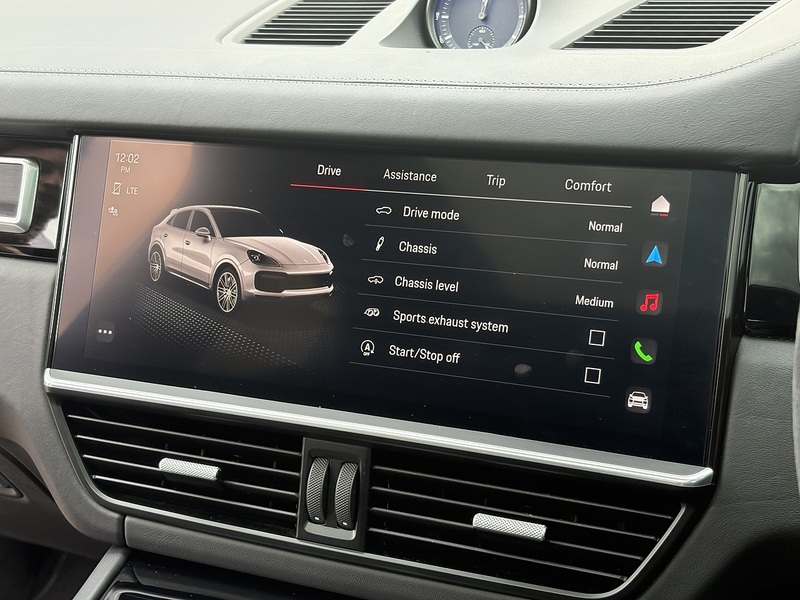 Porsche Cayenne 2023'23 T V8 GTS | Sport Chrono Pack | BOSE Surround Sound - U8648