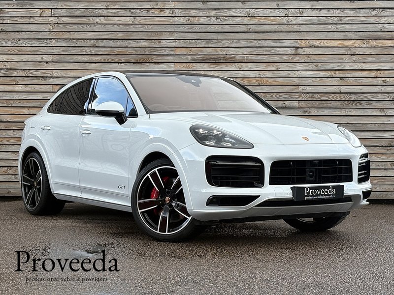 Porsche Cayenne 2023'23 T V8 GTS | Sport Chrono Pack | BOSE Surround Sound - U8648
