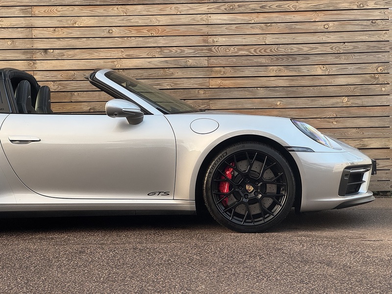 Porsche 911 2022'22 992 Targa GTS 4  | GTS Interior Pack | Bose - U8706