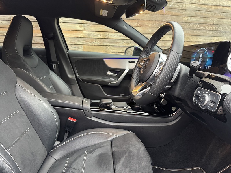 Mercedes-Benz A Class 2022'22 A180 AMG Line Edition | Ambient Lighting - U8763