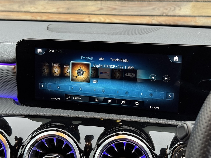 Mercedes-Benz A Class 2022'22 A180 AMG Line Edition | Ambient Lighting - U8763