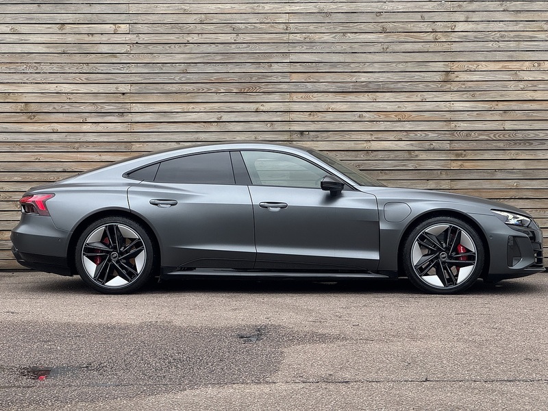 Audi RS e-tron GT 2022'72 Carbon Vorsprung | Satin PPF | Heated Steering Wheel | Carbon Trim - U8765