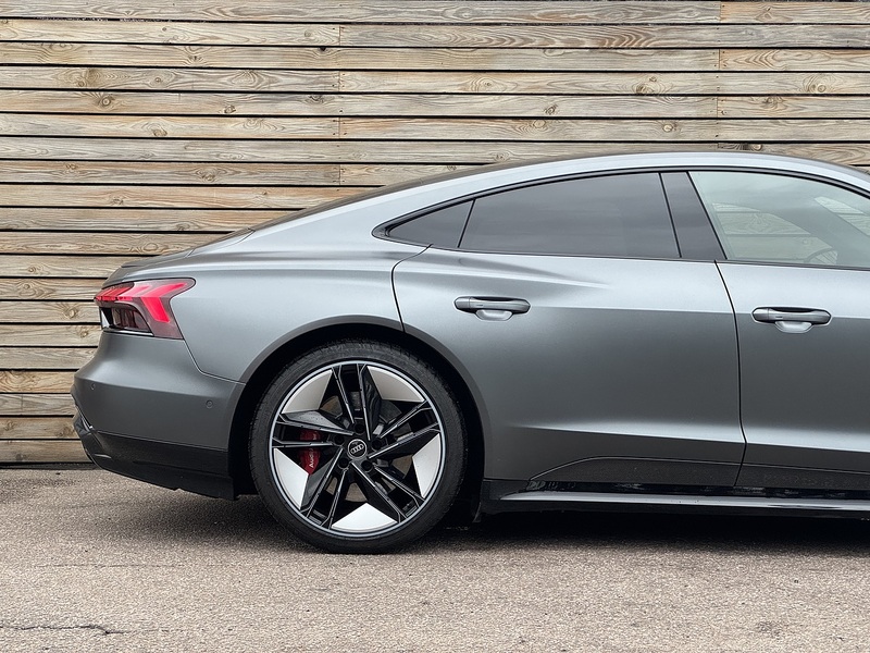 Audi RS e-tron GT 2022'72 Carbon Vorsprung | Satin PPF | Heated Steering Wheel | Carbon Trim - U8765