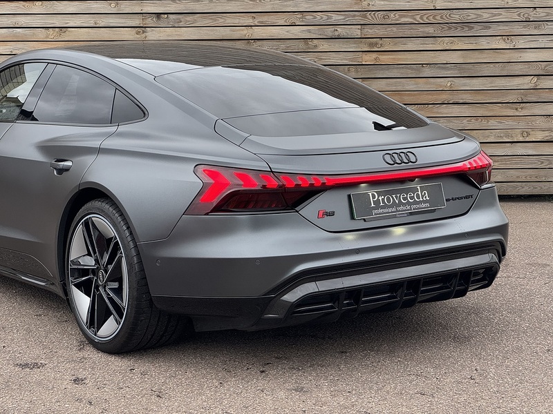 Audi RS e-tron GT 2022'72 Carbon Vorsprung | Satin PPF | Heated Steering Wheel | Carbon Trim - U8765