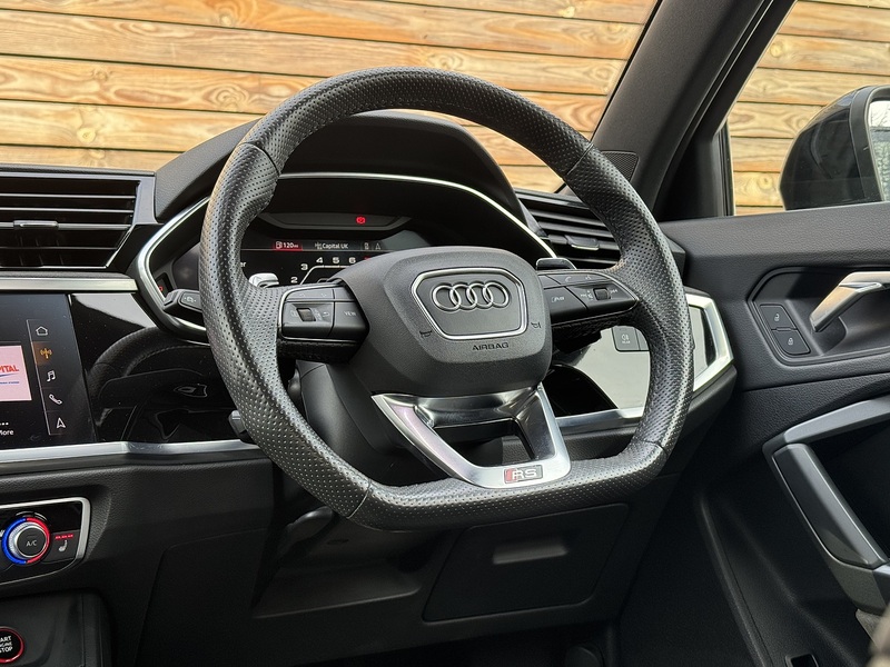 Audi RS Q3 2022'72 TFSI | Nardo Grey | Rev Cam - U8781