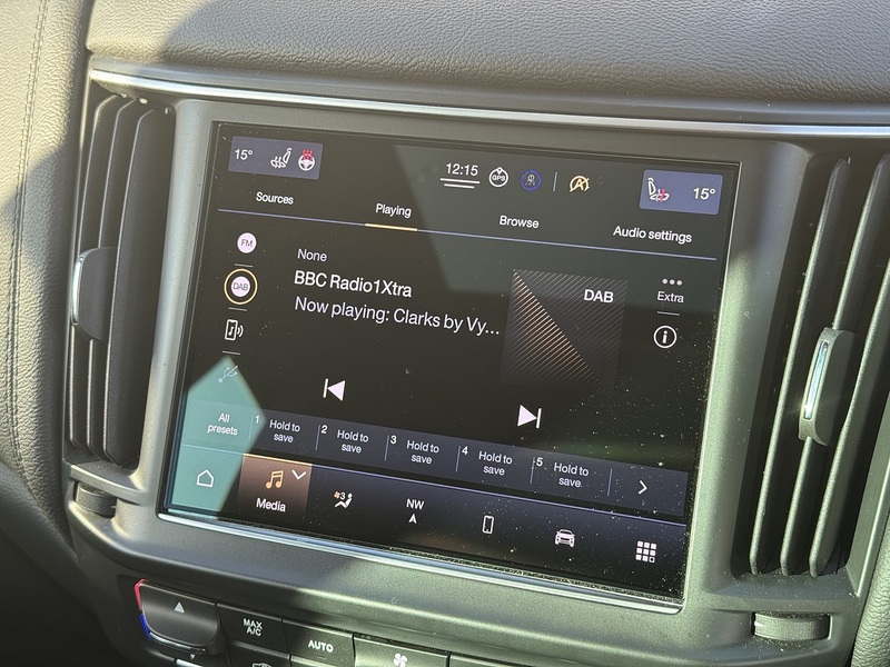 Maserati Levante 2022'22 V6 Modena | Heated Steering Wheel | Pan Roof - U8782