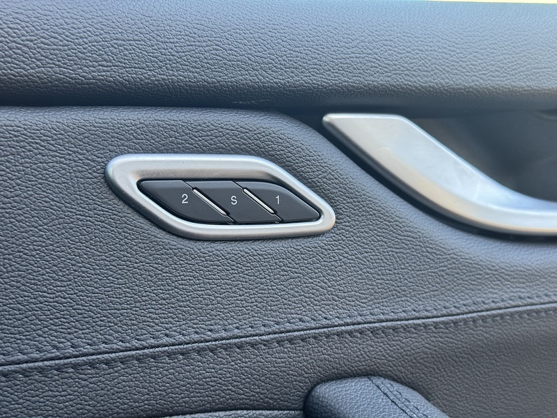 Maserati Levante 2022'22 V6 Modena | Heated Steering Wheel | Pan Roof - U8782