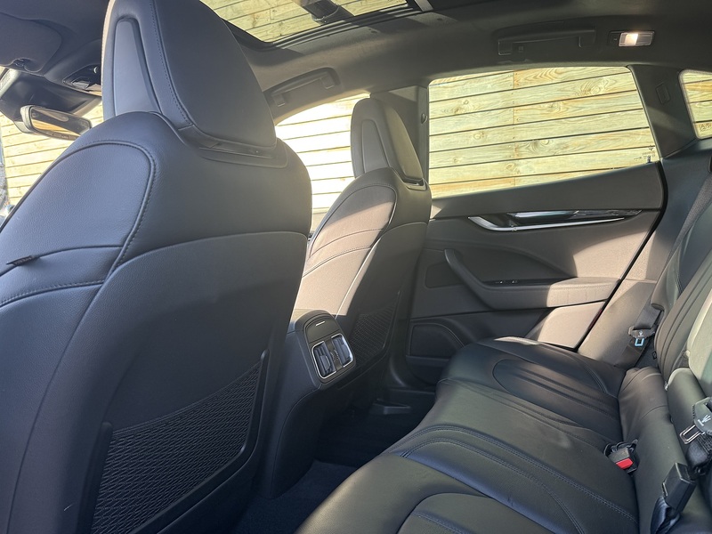 Maserati Levante 2022'22 V6 Modena | Heated Steering Wheel | Pan Roof - U8782