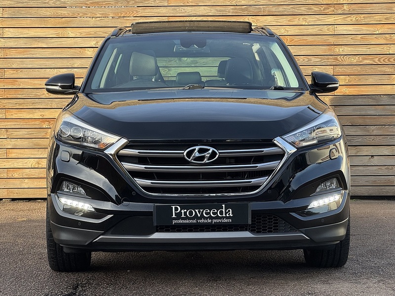 Hyundai TUCSON 2017'17 CRDi Premium SE | Opening Pan Roof | Front & Rear Heated Seats - U8800