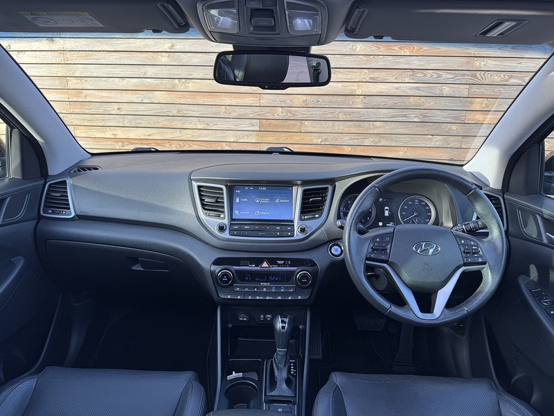 Hyundai TUCSON 2017'17 CRDi Premium SE | Opening Pan Roof | Front & Rear Heated Seats - U8800