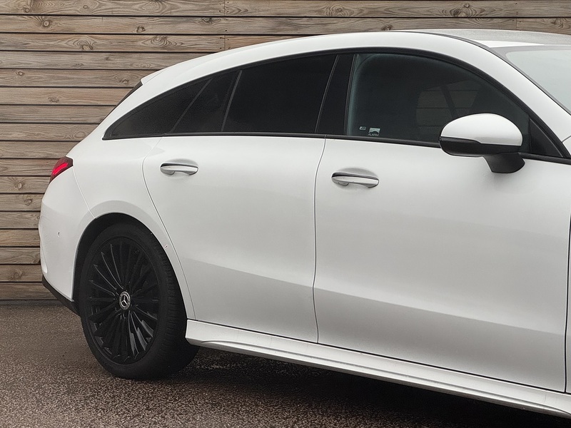 Mercedes-Benz CLA 2023'73 CLA180h MHEV AMG Line | Ambient Lighting | De-Chromed - U8804