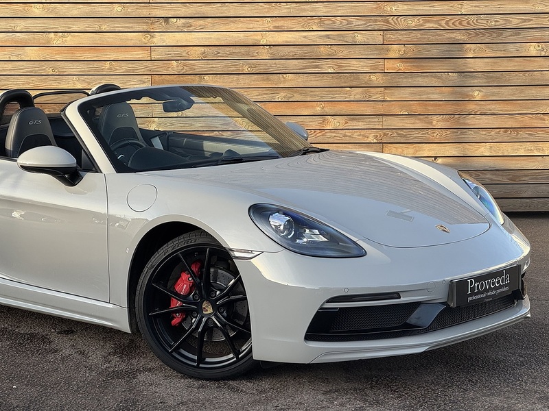 Porsche 718 Boxster 2018'68 T GTS | GTS Interior | Crayon Roll Hoops - U8812