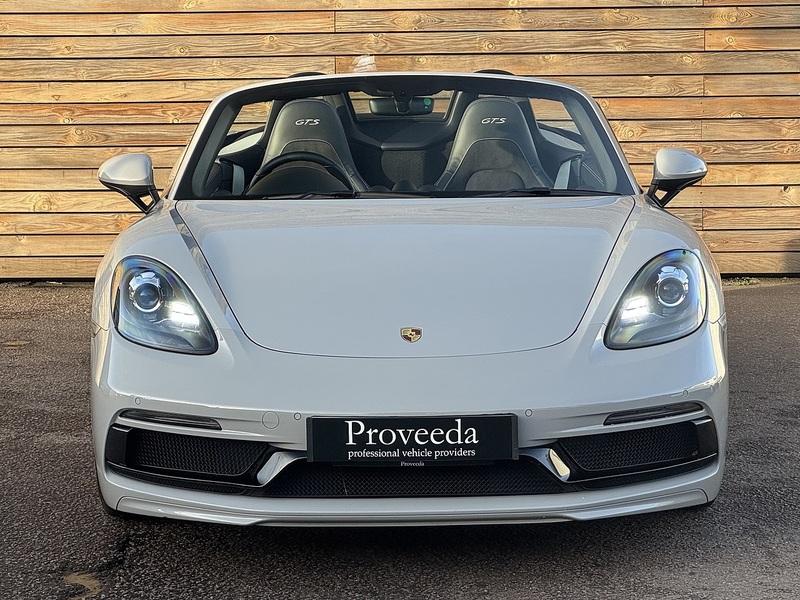 Porsche 718 Boxster 2018'68 T GTS | GTS Interior | Crayon Roll Hoops - U8812