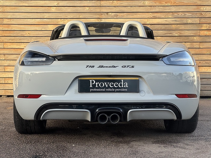 Porsche 718 Boxster 2018'68 T GTS | GTS Interior | Crayon Roll Hoops - U8812