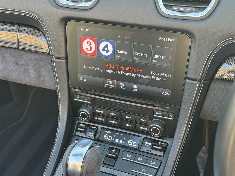 Porsche 718 Boxster 2018'68 T GTS | GTS Interior | Crayon Roll Hoops - U8812