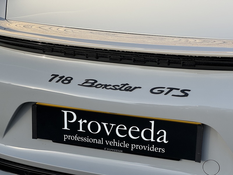 Porsche 718 Boxster 2018'68 T GTS | GTS Interior | Crayon Roll Hoops - U8812