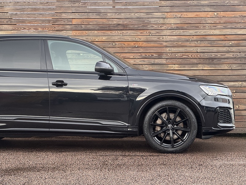 Audi Q7 2020'20 TFSI V6 Black Edition | Digital Cockpit | Black Styling - U8817