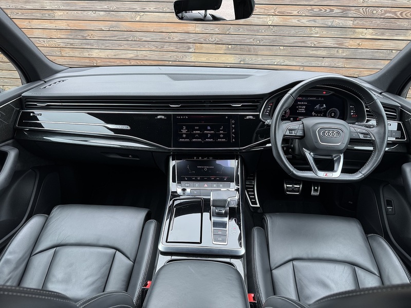 Audi Q7 2020'20 TFSI V6 Black Edition | Digital Cockpit | Black Styling - U8817