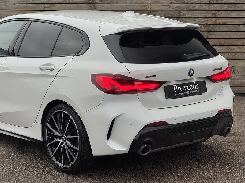 BMW 1 Series 2021'71 M135i | Harman/Kardon | Apple CarPlay - U8829