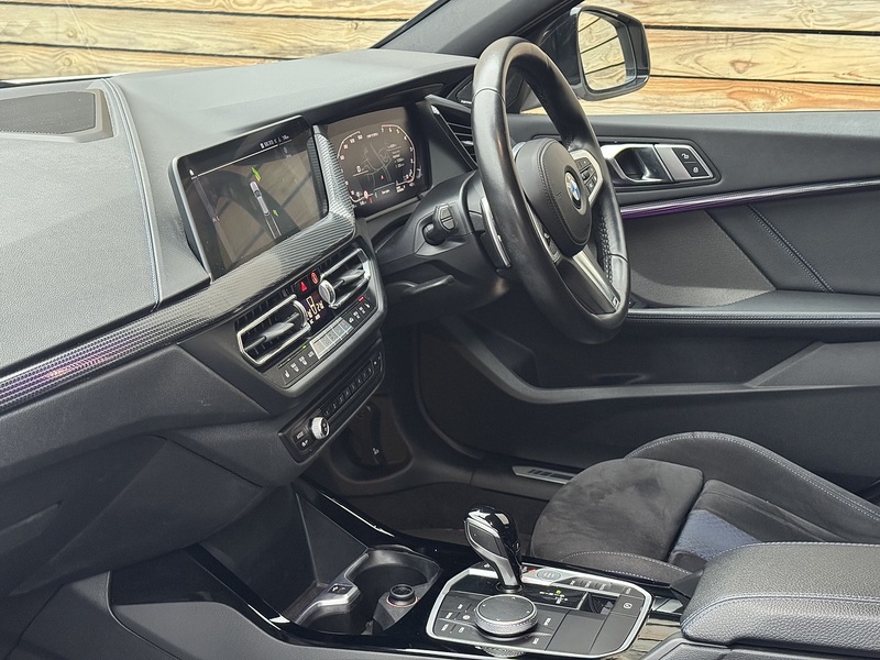 BMW 1 Series 2021'71 M135i | Harman/Kardon | Apple CarPlay - U8829