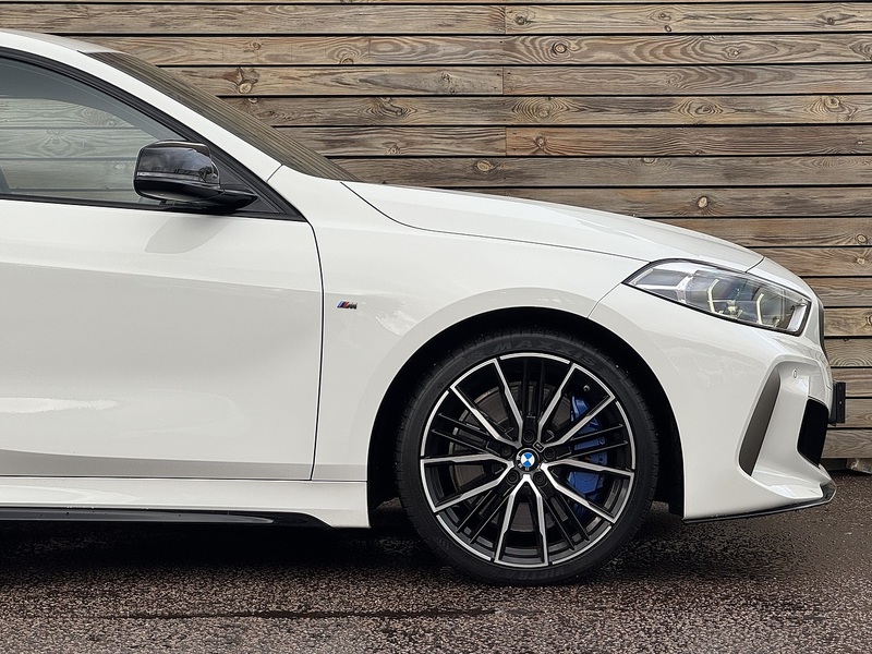 BMW 1 Series 2021'71 M135i | Harman/Kardon | Apple CarPlay - U8829