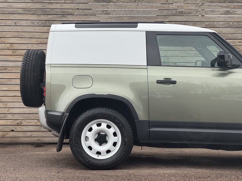 Land Rover Defender 90 2021'21 D200 MHEV | 360 Camera | Centre Jump Seat - U8841