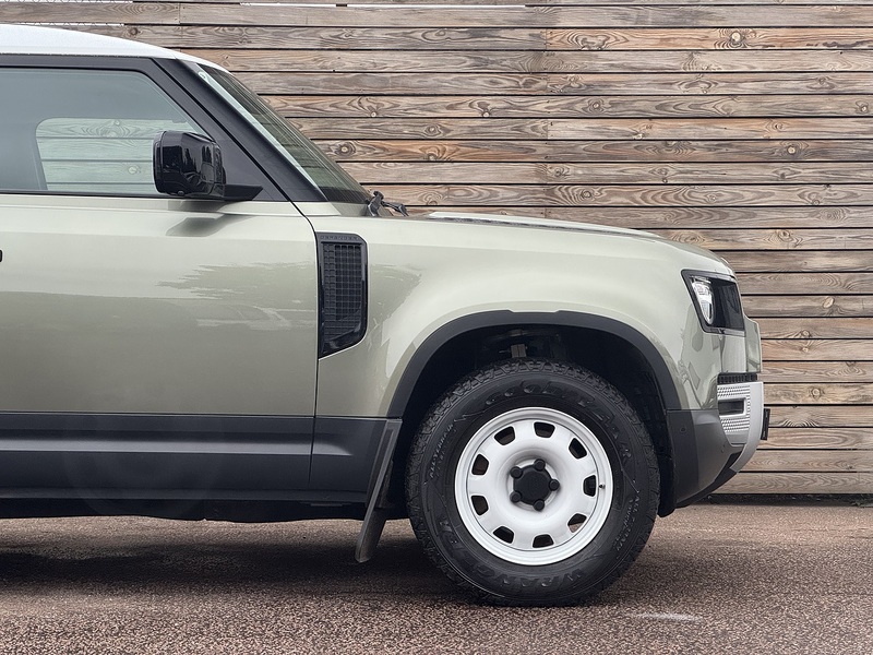 Land Rover Defender 90 2021'21 D200 MHEV | 360 Camera | Centre Jump Seat - U8841