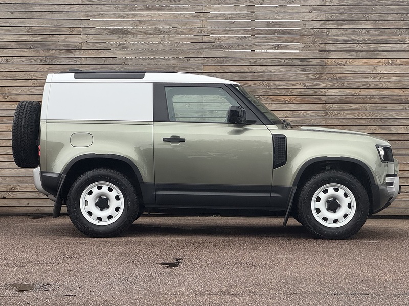 Land Rover Defender 90 2021'21 D200 MHEV | 360 Camera | Centre Jump Seat - U8841