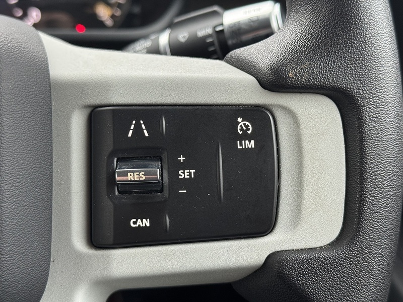 Land Rover Defender 90 2021'21 D200 MHEV | 360 Camera | Centre Jump Seat - U8841