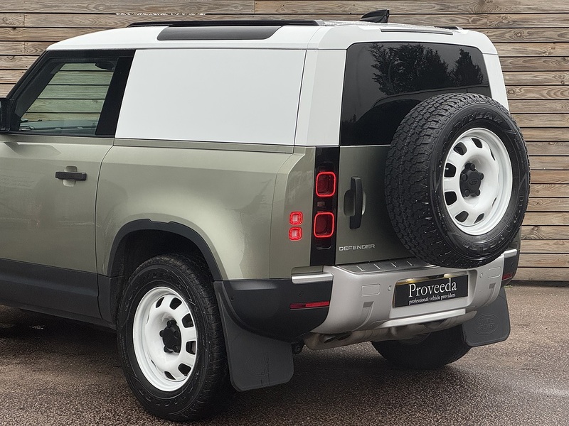 Land Rover Defender 90 2021'21 D200 MHEV | 360 Camera | Centre Jump Seat - U8841