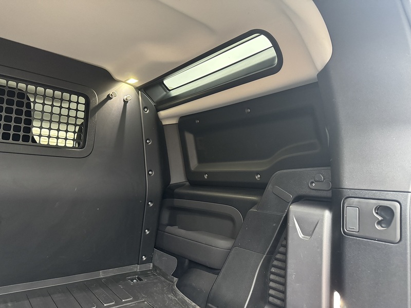 Land Rover Defender 90 2021'21 D200 MHEV | 360 Camera | Centre Jump Seat - U8841