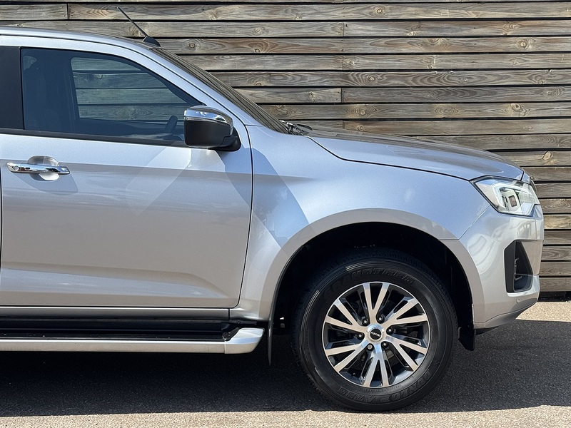 Isuzu D-Max Dl40 Dcb - U8842