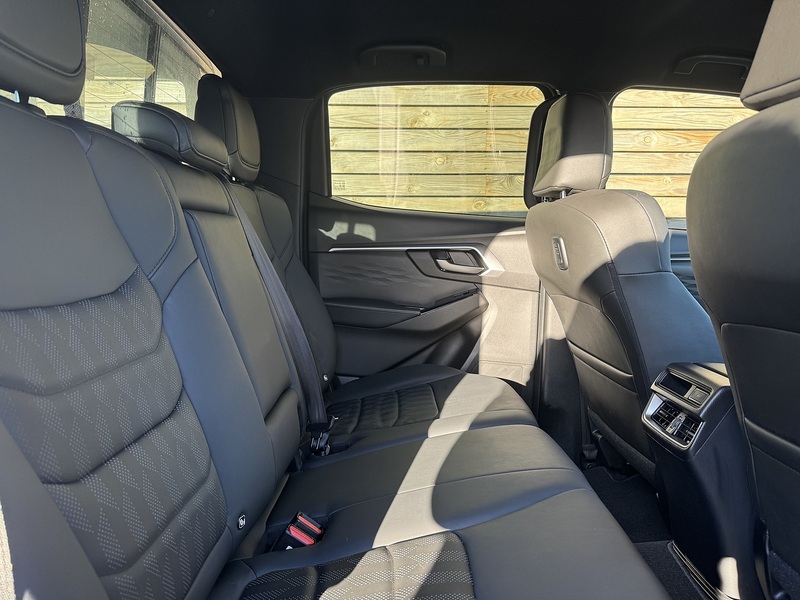 Isuzu D-Max Dl40 Dcb - U8842