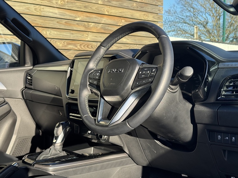 Isuzu D-Max Dl40 Dcb - U8842