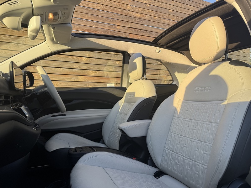 Fiat 500e C 2021'71 La Prima | Parking Sensors | Heated Front Seats - U8855